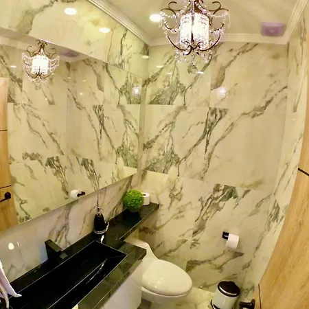 Jacuzzi- Apartamento De Lujo 2br 35 Piso Vista Al Mar Apartamento