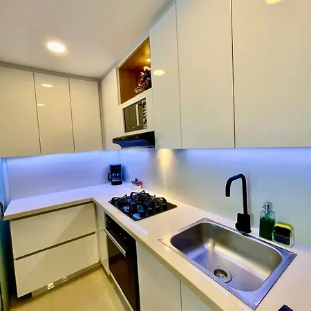 Jacuzzi- Apartamento De Lujo 2br 35 Piso Vista Al Mar * Cartagena